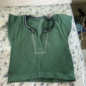 urban outfitters go for gold top